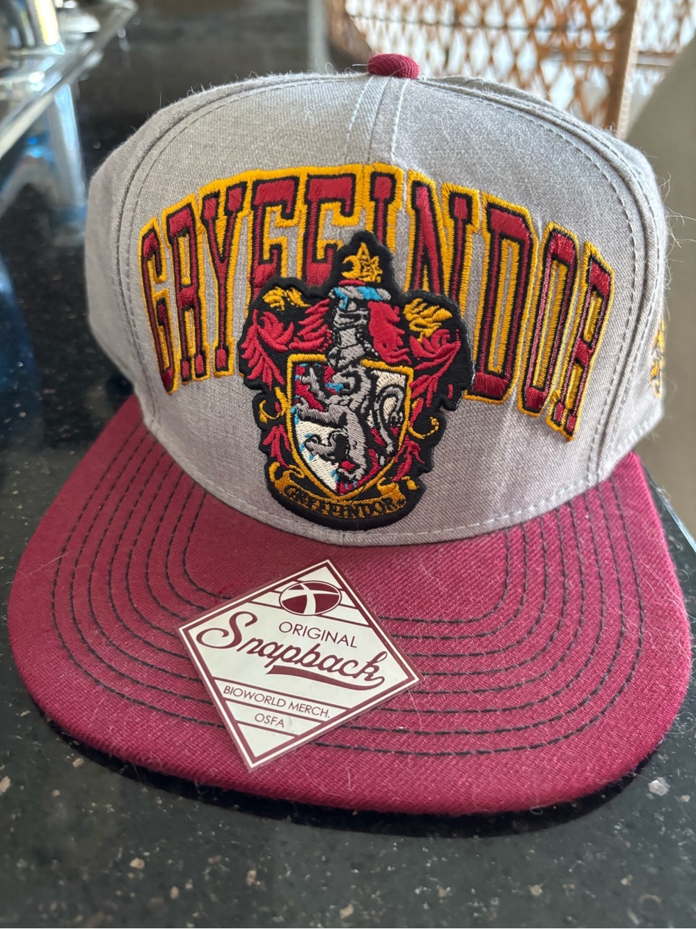 Gryffindor Snapback Cap - Gray and Maroon